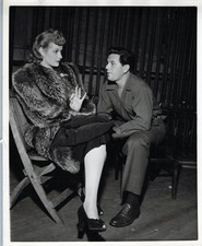 HOLLYWOOD 1944 LUCILLE BALL + JOHN GARFIELD BEHIND SCENES PORTRAIT PHOTO MA46 picture