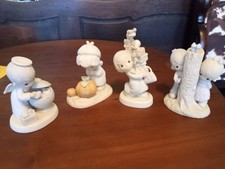 Precious Moments vintage-group of 4 -all of them together for one price-perfect picture