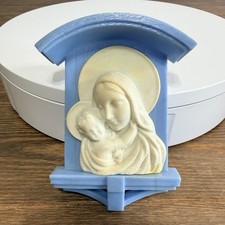 Vtg Madonna Mold Wall Plaque Virgin Mary Baby Jesus Blue White CMPC 1954 picture