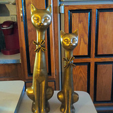 Rare Mid-Century Vintage Pair of Solid Brass Hollywood Regency Cat Figurines picture