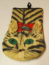 1989 Zak Designs cat potholder: Seinfeld kitchen picture