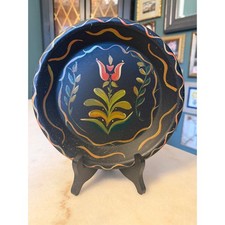Vintage Wear Ever No 280 Hand Painted Pennsylvania Dutch Toleware Plate 7 5/8