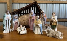 Vintage Homco Porcelain Nativity Set 5110 8pc Figurine New Stable Box Incomplete picture