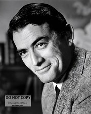 GREGORY PECK LEGENDARY ACTOR - 8X10 PUBLICITY PHOTO (ZZ-422) picture