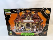 2008 Lemax Spooky Town Phantom Station #85661: Very Good Condition In Box, Works picture