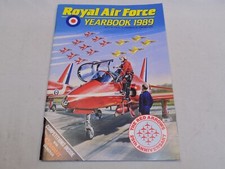 Royal Air Force Yearbook Magazine 1989 planes RAF Red Arrows Tornado F3 Canberra picture
