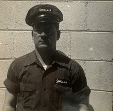 Vtg Photo Handsome Beefy Gas Station Man In Sinclair Uniform-Gay Int picture