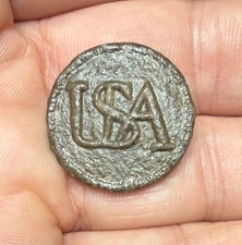 Revolutionary War Enlisted Man's Pewter Coat Button picture