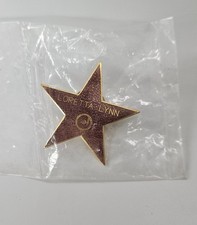 NEW Loretta Lynn Star Lapel Pin Hollywood Walk Of Fame Country Music Collectible picture