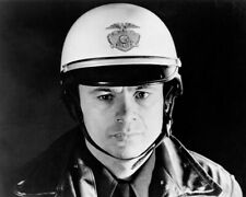 Robert Blake Arizona motorcycle cop in uniform Elektra Glide in Blue 8x10 photo picture