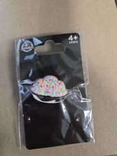 SeaWorld 2018 Pin Trading Orca Shamu Sprinkles Core Enamel Pin picture