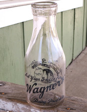 RARE Vintage WAGNER'S Quality DAIRY Products Glass MILK Bottle ONE QUART picture