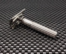 Vintage 1940's Gillette Fat Handle Tech DE Safety Razor  Nice & Clean picture