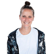 Markéta Vondroušová (Casual) Half Body Buddy Cutout picture