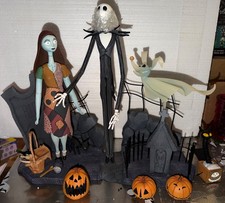 2004 NECA Disney Nightmare Before Christmas Jack & Sally Figurine Display picture