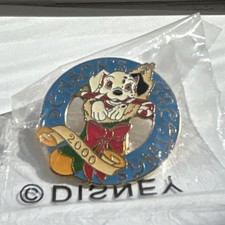 Disneyland DLR) Cast Exclusive