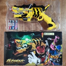 Zyuden Sentai Kyoryuger GABURIVOLVER MEMORIAL EDITION Premium BANDAI picture