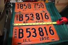BEAUTIFUL METAL PAIR  ILLINOIS LICENSE PLATES  1952 B53816 +  BONUS 1858750 picture