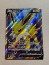 Pokémon TCG Jolteon v Evolving Skies Ultra Rare Card 177/203 picture