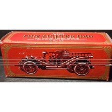 Vintage Avon Fire Fighter 1910 Fire Truck After Shave NOS Full 6oz Boxed picture