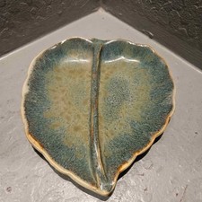 Handmade Ceramic Divided Leaf Glaze Pottery Dish picture