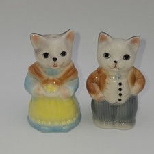Vintage Anthropomorphic Ceramic Cat Pair Salt & Pepper Shakers-Beautiful picture
