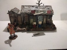 RARE HAWTHORNE VILLAGE TEXAS CHAINSAW GAS & GROCERY LIGHTED BUILDING picture