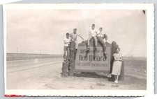 Photograph 1952 NEW MEXICO NM Family Vacation Photo Picture Original picture