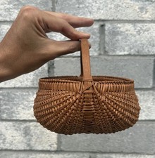 Antique VTG Miniature Buttocks Splint Tight Woven Egg Gathering Basket American picture