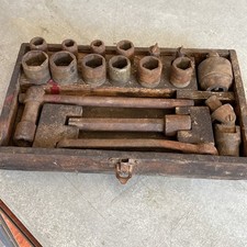Vintage 1910’s an H & G Universal Wrench Set picture