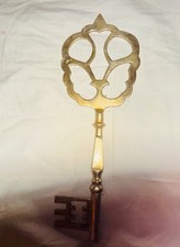 Vintage Large Decorative Brass Key W/ Ornate Cutout Bow And Barrel picture