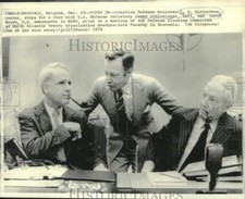 1974 Press Photo Canadian, U.S. Gov. officials at a defense meeting in Brussels picture
