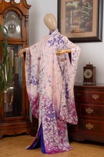 DEAR VANILLA JAPANESE FURISODE SILK KIMONO WOMEN'S AUTHENTIC JAPAN MADE VINTAGE picture