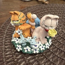 7 DANBURY MINT GARFIELD FIGURINES EXCELLENT CONDITION *READ DESCRIPTION* picture