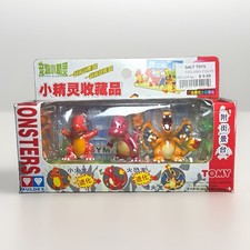 TOMY Pokémon Evolving Figure Set Charmander Charmeleon Charizard Boxed picture