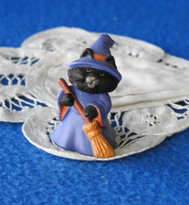 Hallmark Merry Miniature Halloween 1991 Black Cat Witch picture