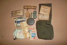 Vietnam War 1967 US Army Aviation Jungle First Aid Pouch with contents picture