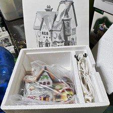 Dept 56 Heritage Village Illuminated Ceramic House Santa 1992 Boxed picture