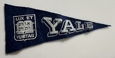 Vintage Yale University College Luxe Et Veritas 8” Mini Felt Pennant Banner Flag picture