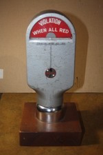 Vintage 1930's - 40's M. H. Rhodes Mark-Time Penny Parking Meter w/ Key picture