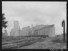 Photo:Saint Paul Minnesota 1940s Grain Elevator Industrial Railroad FSA picture