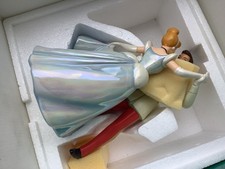 WDCC  Cinderella and Prince Charming 
