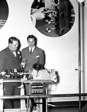 Craig Earl the Professor Quiz and Robert Bob Trout announcer for 1940s Photo 2 picture