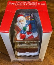 Mr. Christmas MUSIC BOX  SANTA IN CHIMNEY 2002   Animated Scene picture