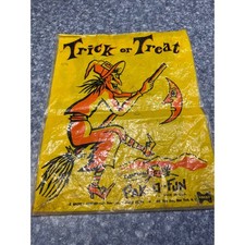 Vintage Halco Pak-O-Fun Halloween Trick or Treat Bag Witch Moon Yellow Plastic picture