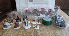 2002-2003 Hawthorne Village Figurines & Accessories Bundle W/ Wreaths & Garlands picture