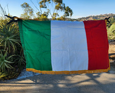 Italian Flag Green White Red Gold Fringe Italian Tricolor Flag 3x5' nylon parade picture