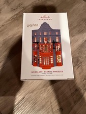 Hallmark Keepsake Ornament Harry Potter H Weasley's Wizard Wheezes Joke Shop NIb picture