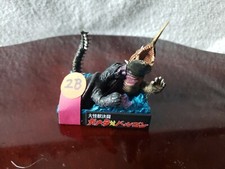 FURUTA Daikaiju Gamera Ramune Giant Monster Figure 2: Camera VS sea monster 2B picture