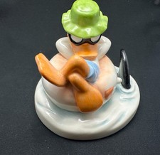 Vintage Goebel Donald Duck Inner Tube Shark Figurine 17-226-08 W. Germany MINT picture